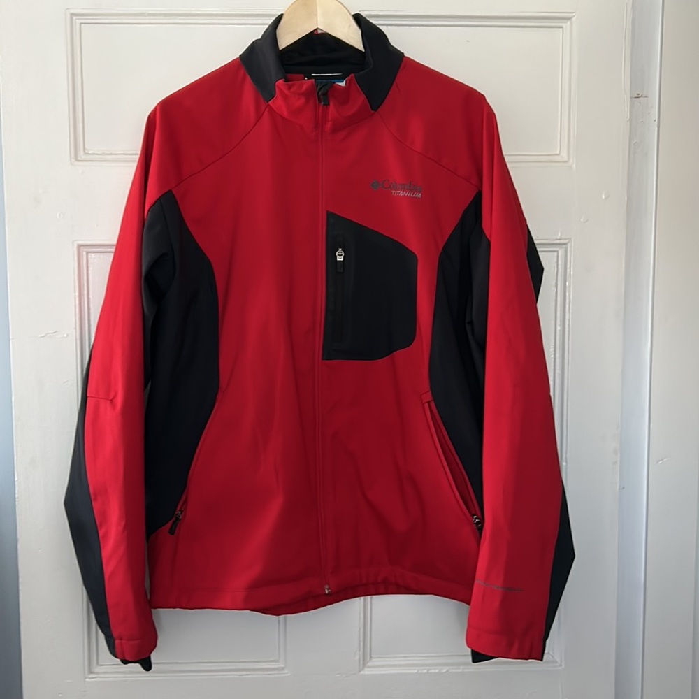 Columbia titanium softshell jacket. Red and Black colour. Size XL men’s.